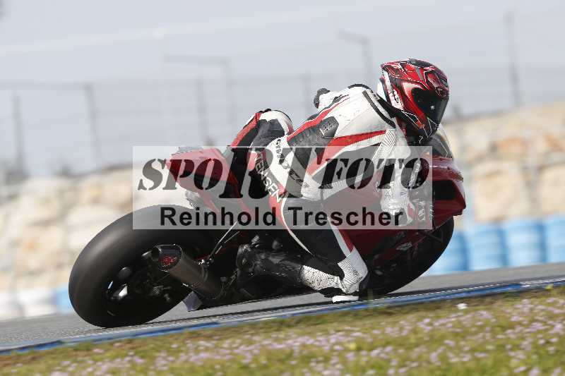 /Archiv-2024/02 29.01.-02.02.2024 Moto Center Thun Jerez/Gruppe schwarz-black/backside